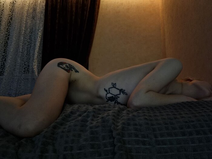 Maybe it's time to take a break :) - NSFW, My, Erotic, Nudity, The photo, Nipples, No face, Bed, Girl with tattoo