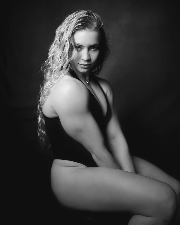 Leana Kaplan - NSFW, Girls, The photo, Strong girl, Bodybuilders, Muscle, Sports girls, Body-building, Back, Leana Kaplan, Longpost, Instagram (link)