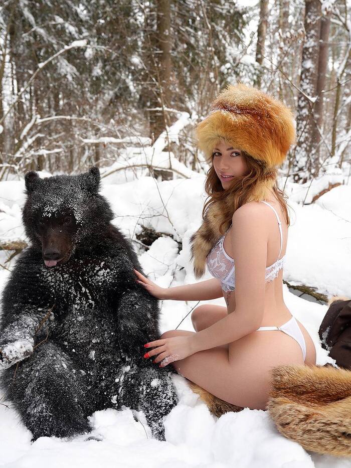 Continuation of the post In the Woods - NSFW, Girls, Erotic, Professional shooting, Inga Sunagatullina, Boobs, Underwear, Booty, Winter, The Bears, Reply to post, Longpost