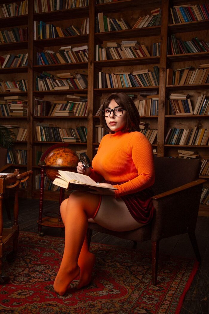 Can you help Velma find the villains? Izmacat - NSFW, My, Erotic, Boobs, Booty, Velma Dinkley, Scooby Doo, Cosplay, Underpants, Stockings, Girl in glasses, Tights, Cartoons, Longpost