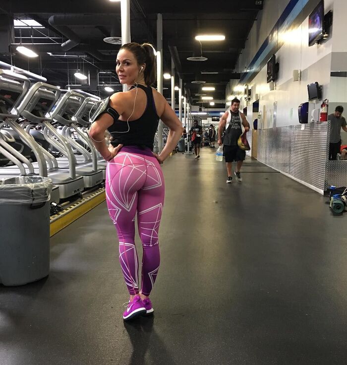 You will recognize her from a thousand - NSFW, Girls, beauty, Fitness, Sport, Sports girls, Figure, Booty, Kendra lust